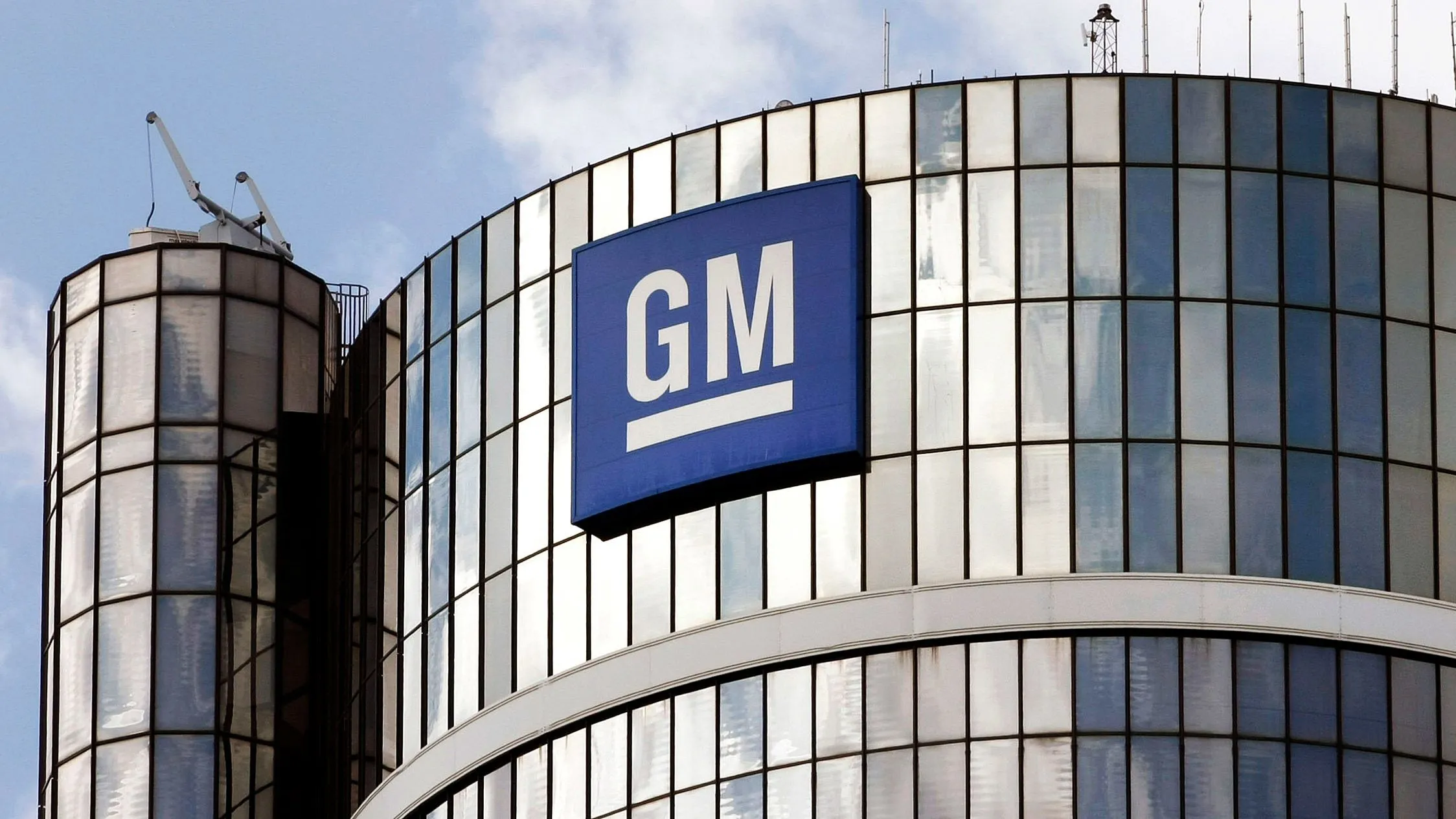 GM Lays Off